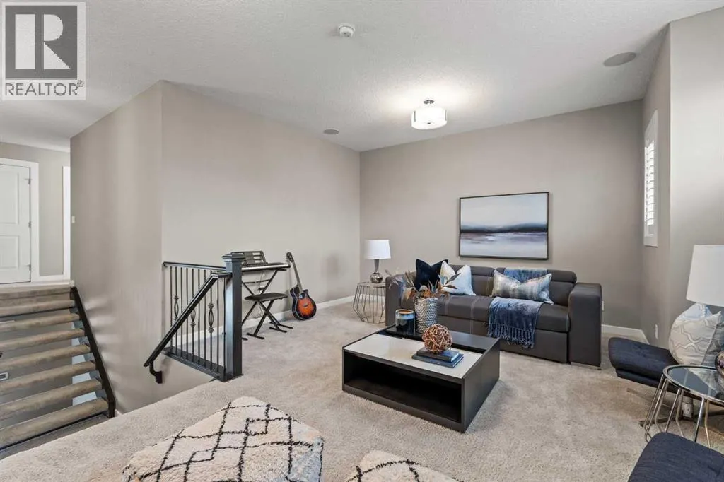 92 Cranarch Heights SE