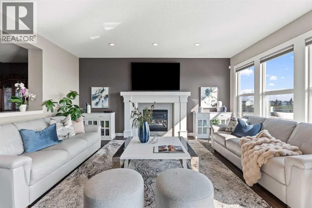 92 Cranarch Heights SE
