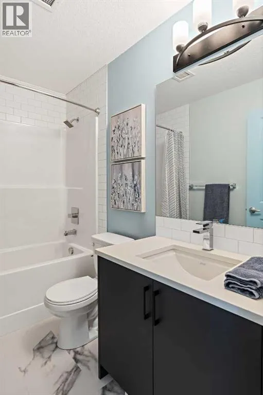 2303, 42 Cranbrook Gardens SE