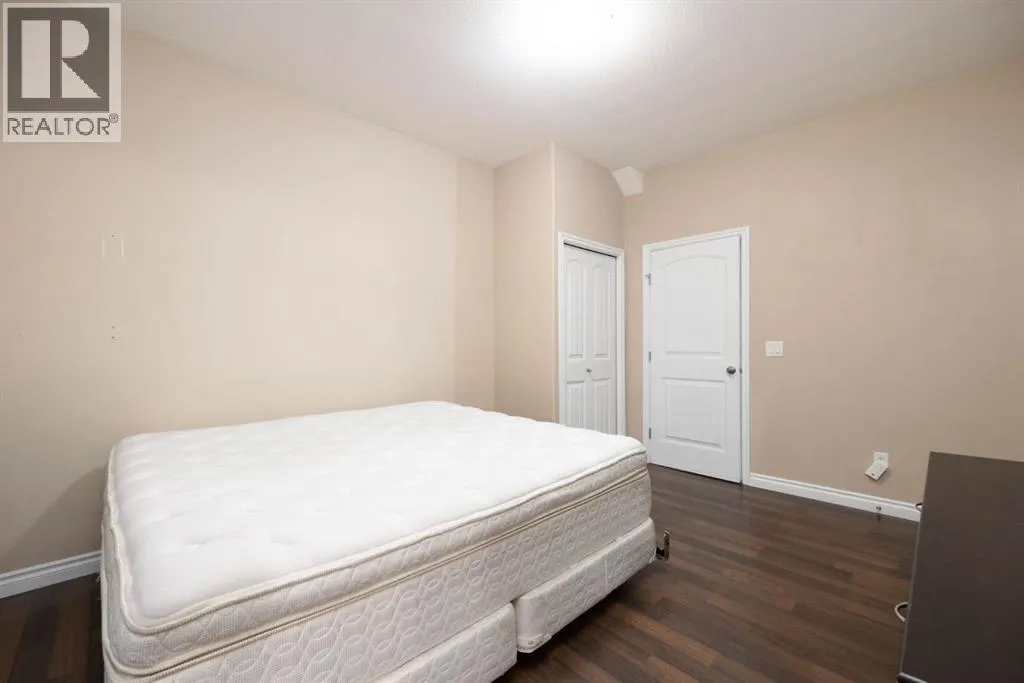 33, 180 Riverstone Ridge