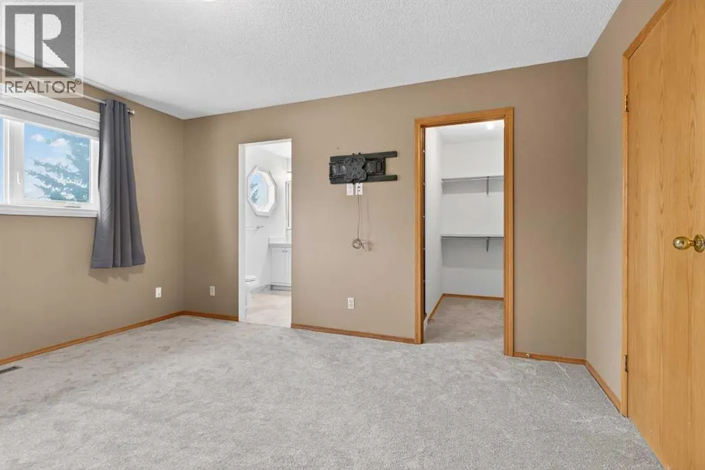 23 Edgepark Way NW