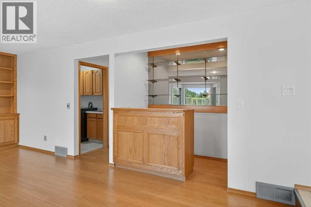 23 Edgepark Way NW