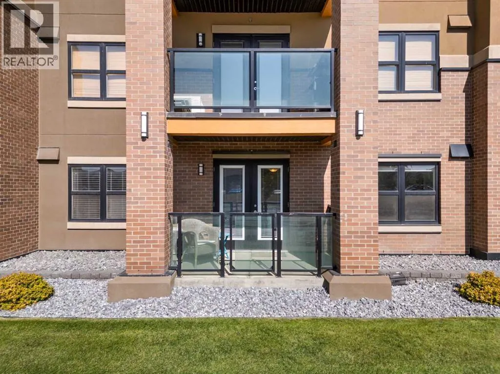 2105, 10 Market Boulevard SE