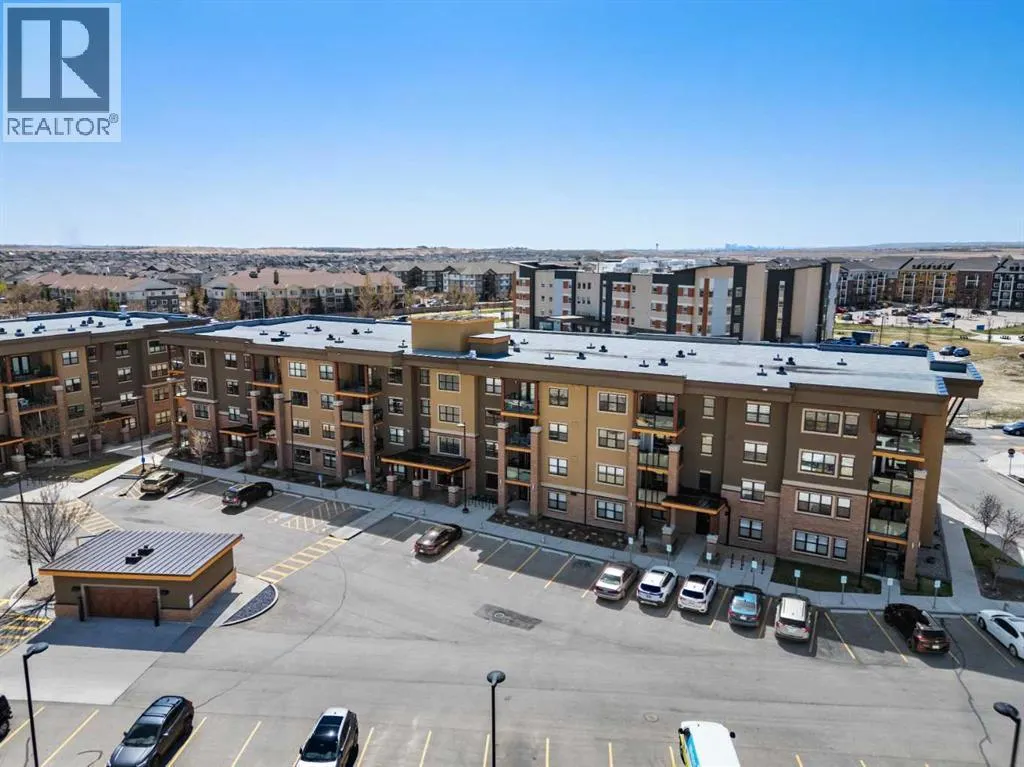 2105, 10 Market Boulevard SE