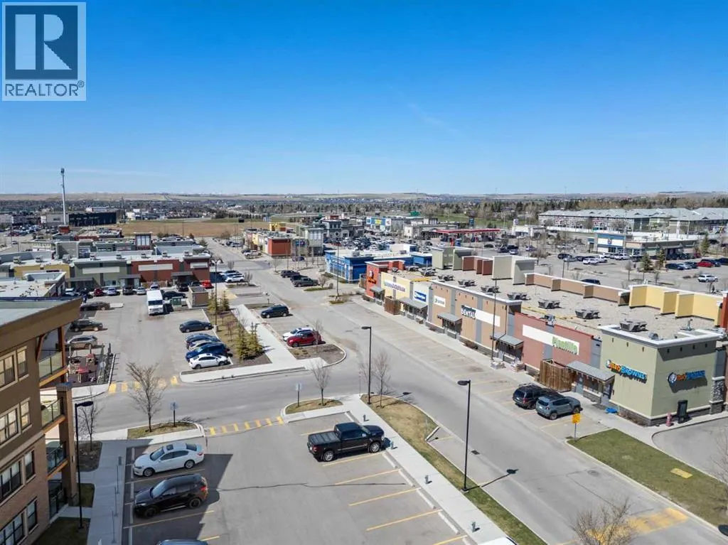 2105, 10 Market Boulevard SE