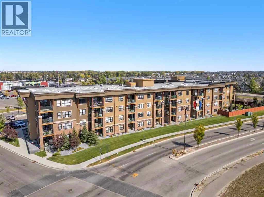 2105, 10 Market Boulevard SE