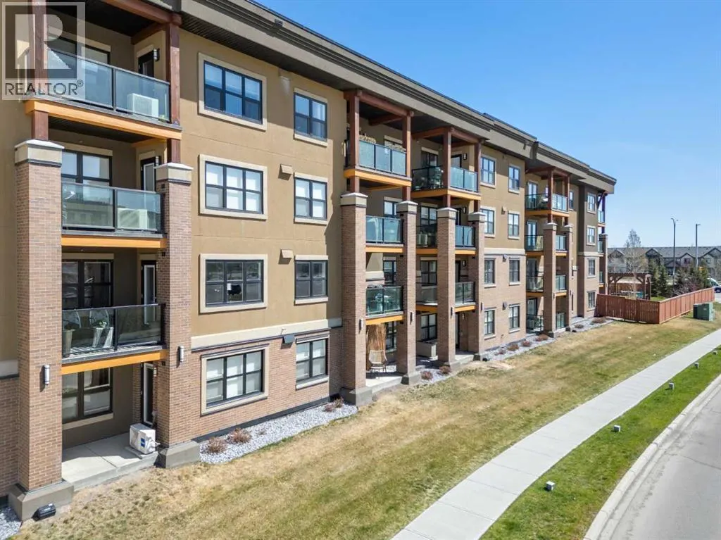 2105, 10 Market Boulevard SE