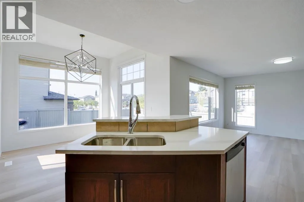 382 Brightonstone Green  SE