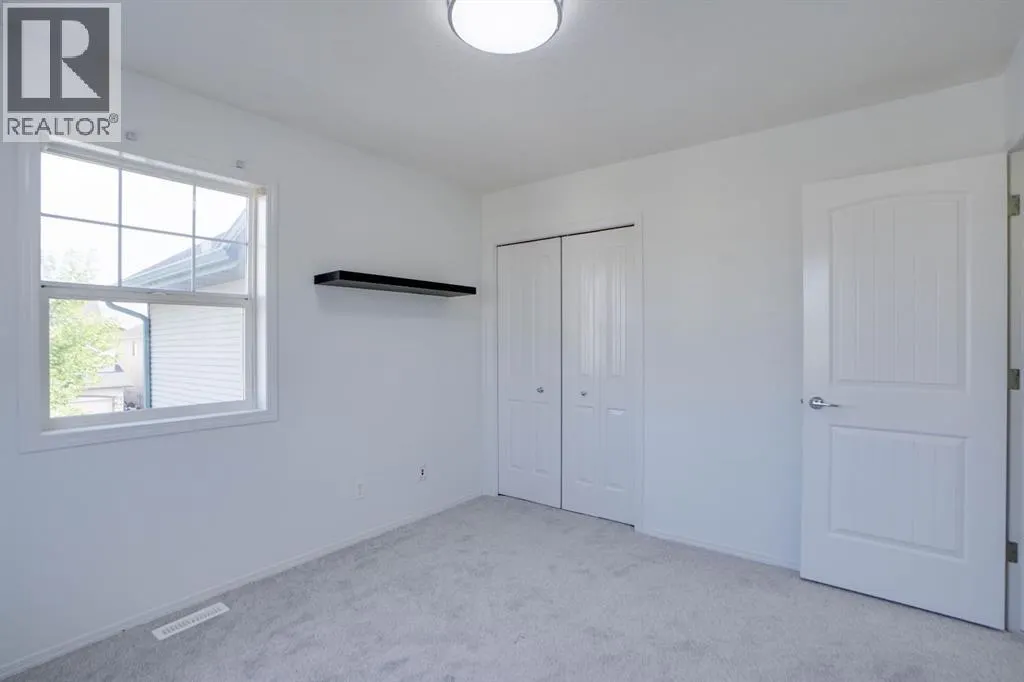382 Brightonstone Green  SE