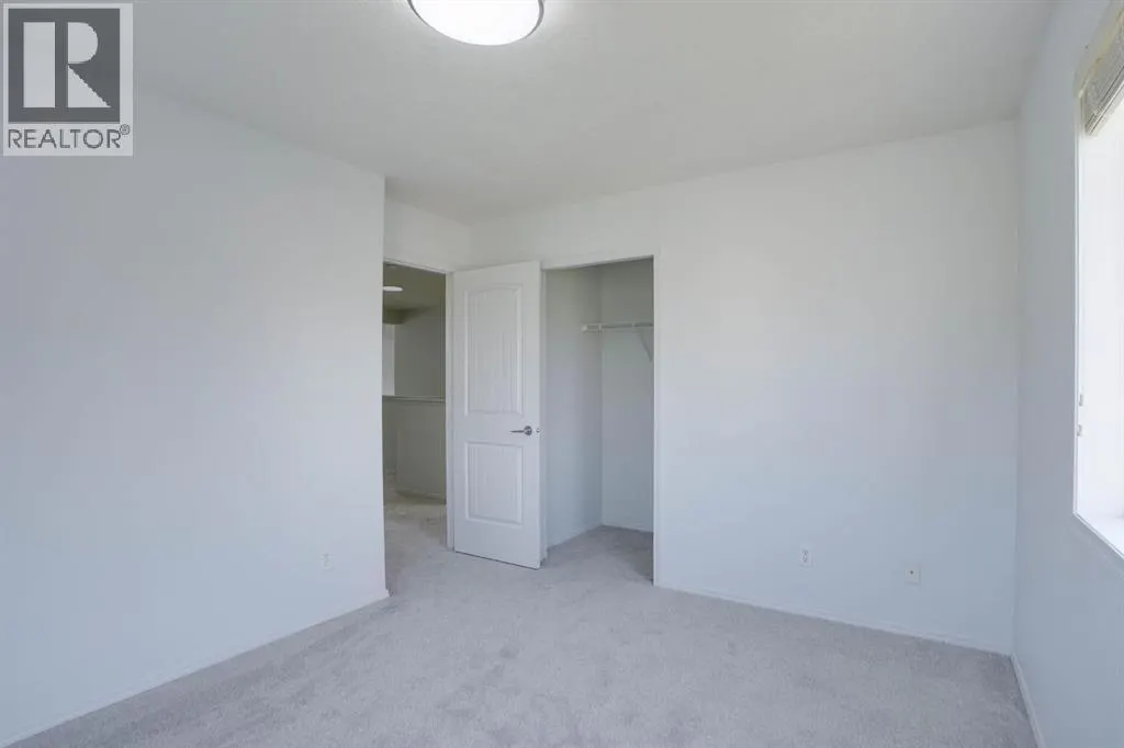 382 Brightonstone Green  SE