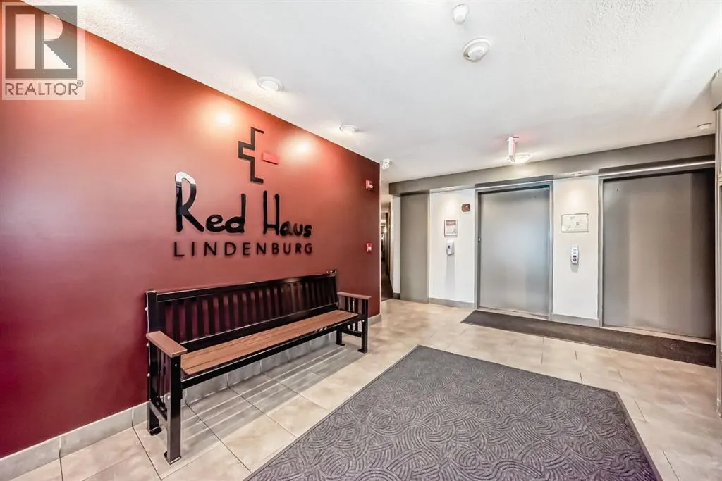 120, 60 Royal Oak Plaza NW