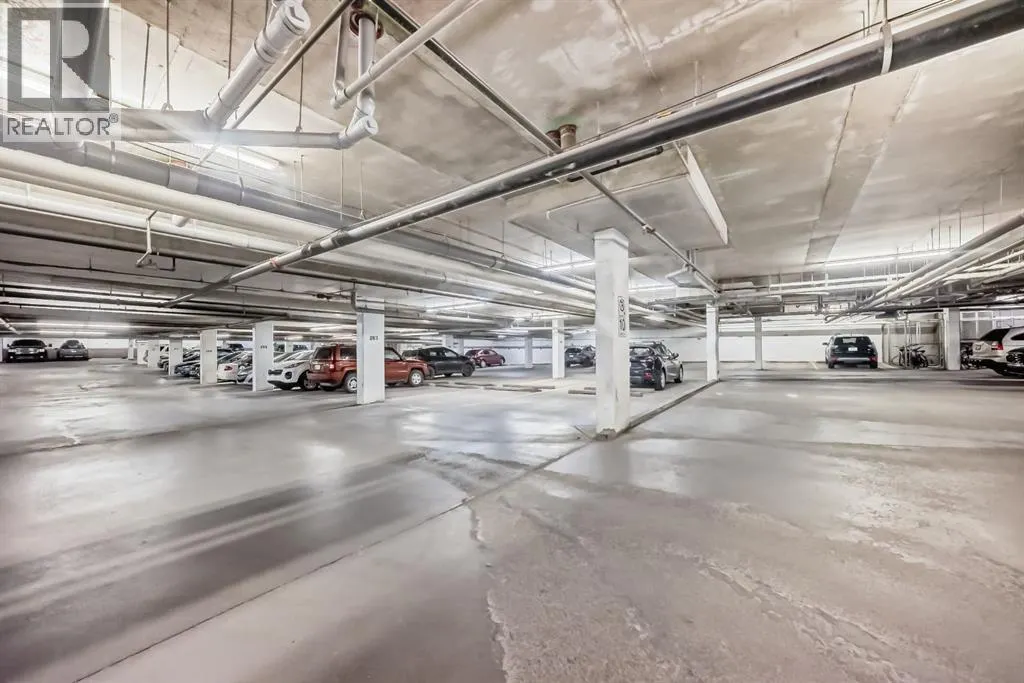 120, 60 Royal Oak Plaza NW