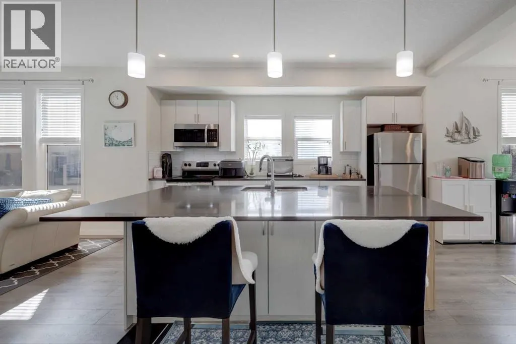 113 South Point Court SW