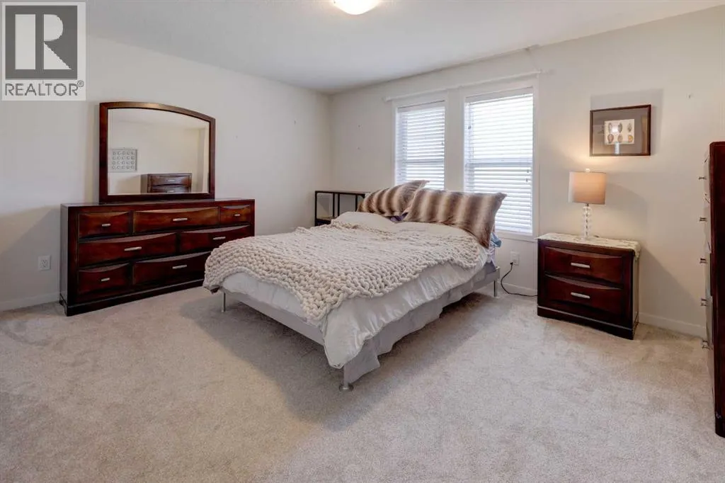 113 South Point Court SW