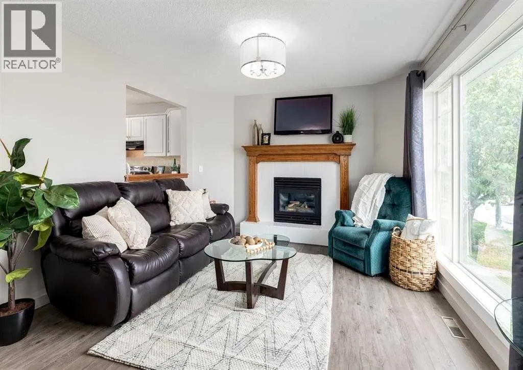 121 Cramond Close SE