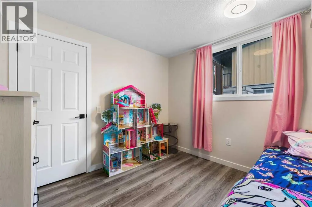 615 Sabrina Road SW