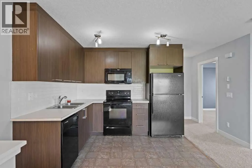 195, 300 Marina Drive