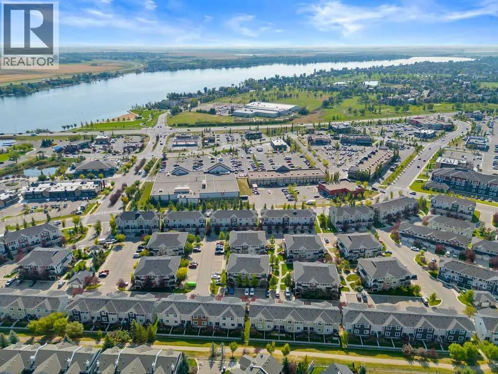 195, 300 Marina Drive