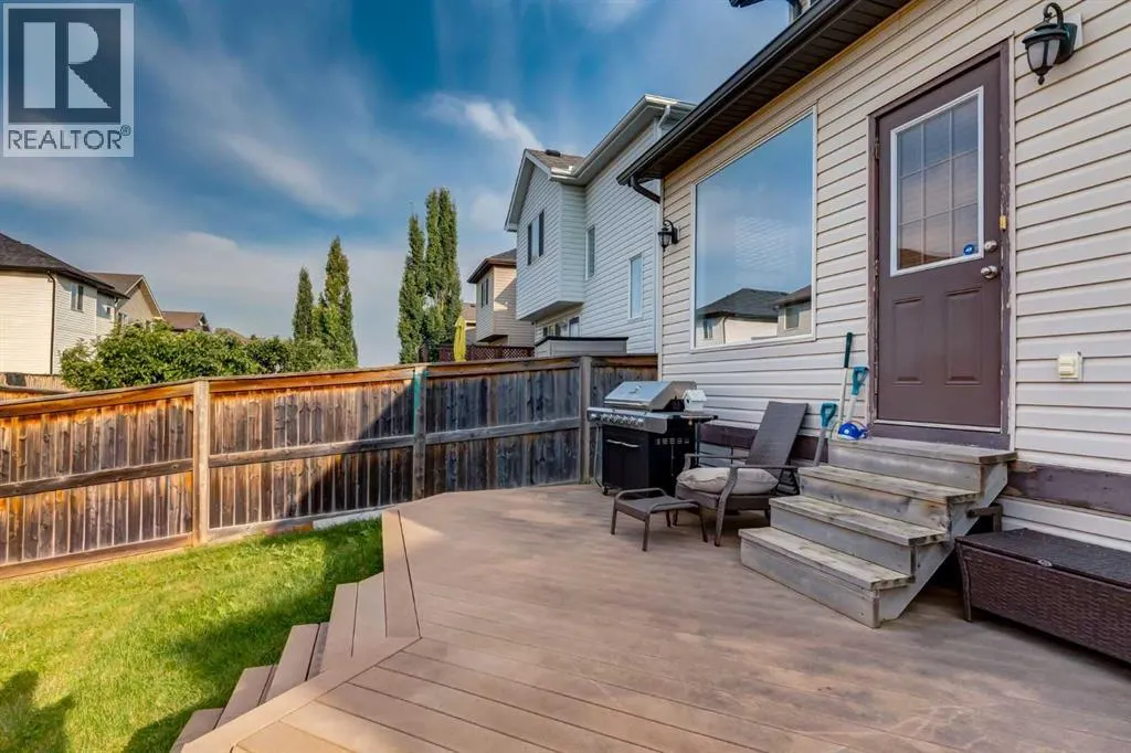 82 Everglen Crescent SW