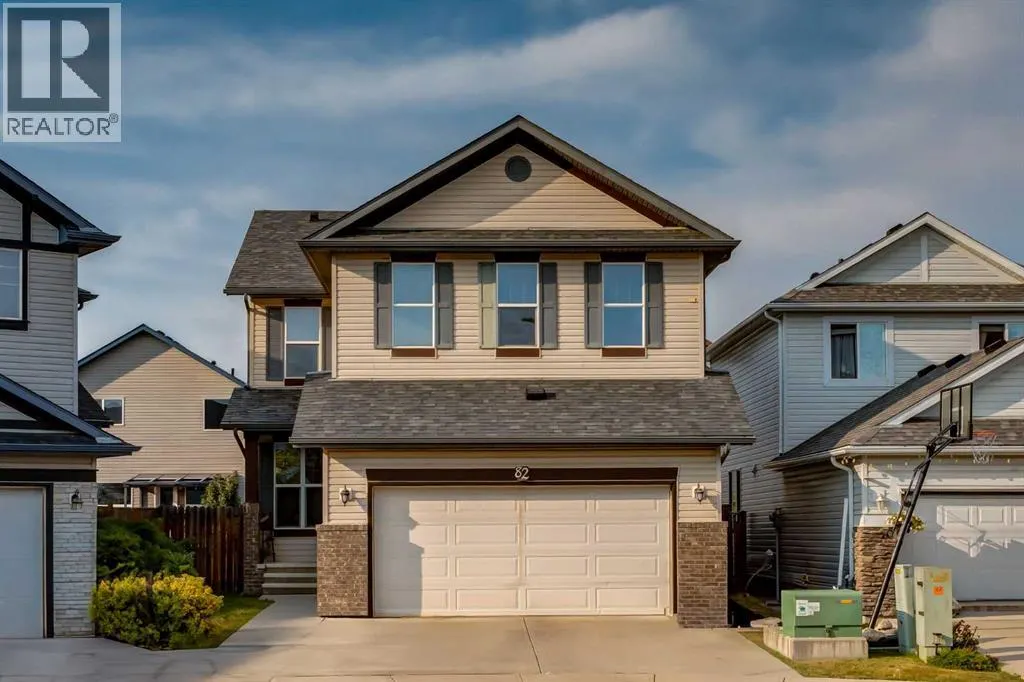 82 Everglen Crescent SW