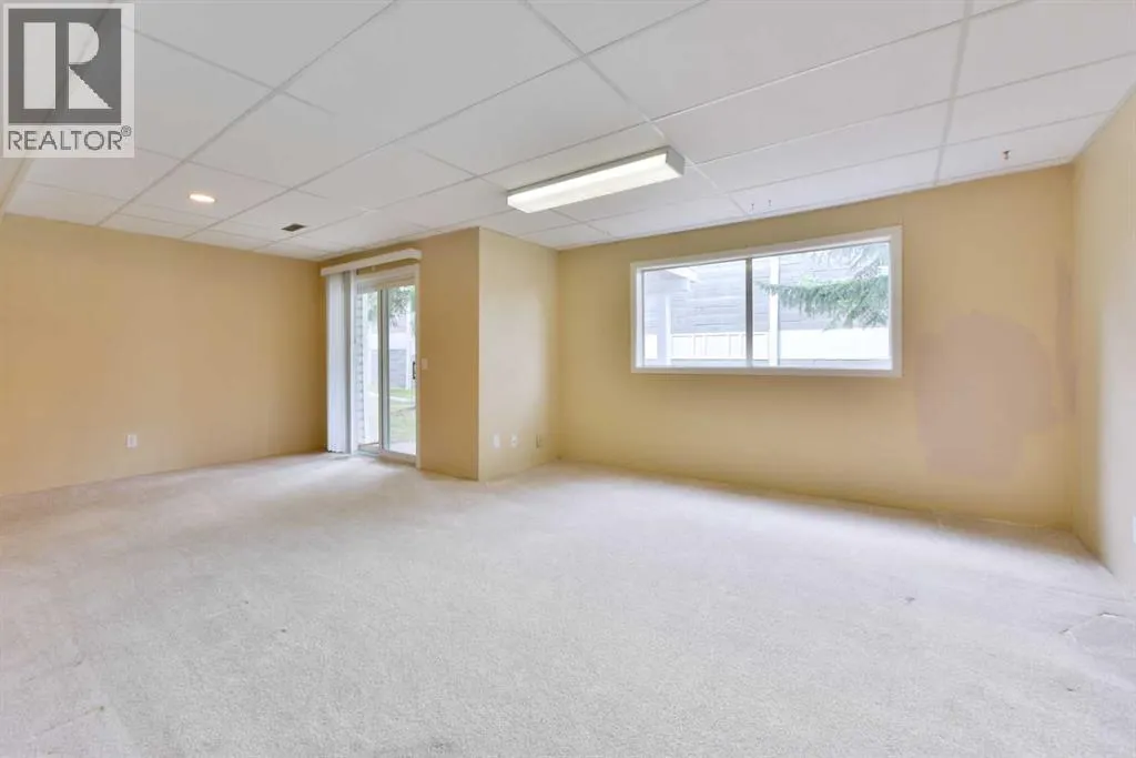 155 Macewan Ridge Villas NW