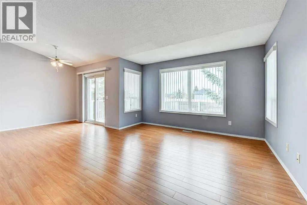 155 Macewan Ridge Villas NW