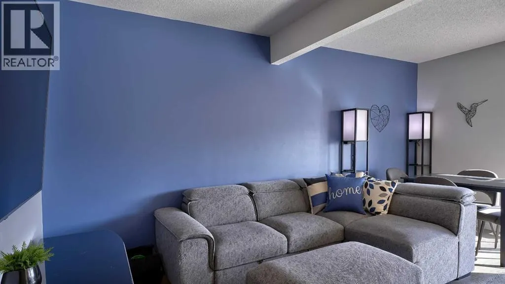 9, 567 Edmonton Trail NE