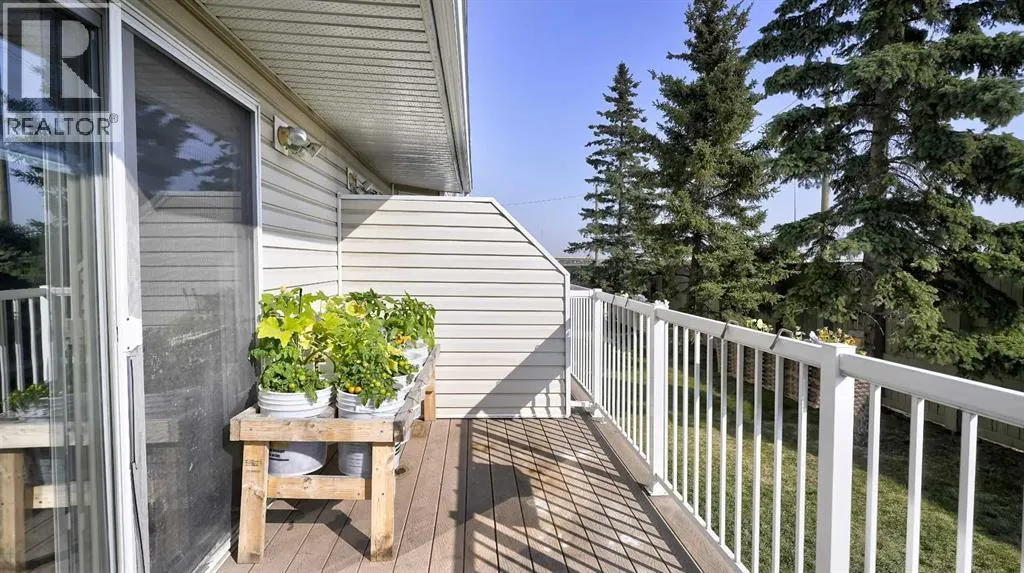 9, 567 Edmonton Trail NE