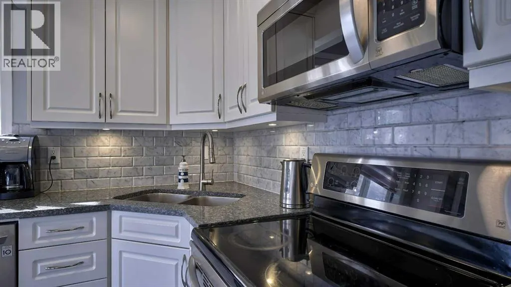 9, 567 Edmonton Trail NE
