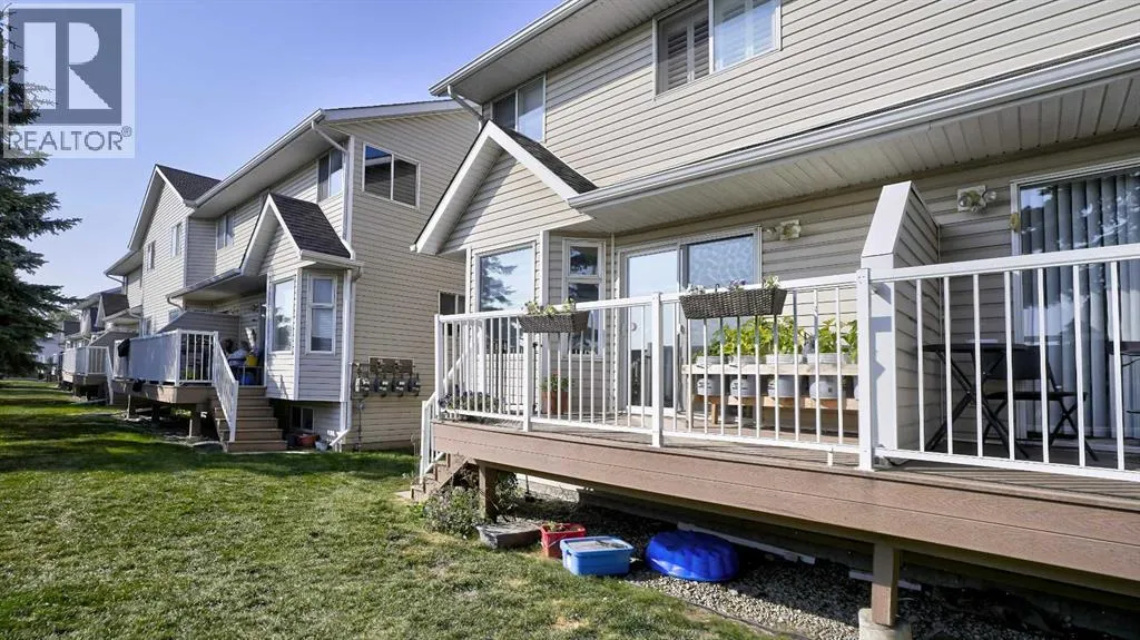 9, 567 Edmonton Trail NE