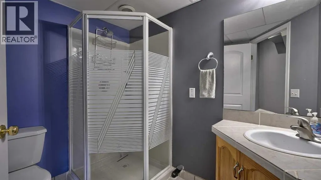 9, 567 Edmonton Trail NE
