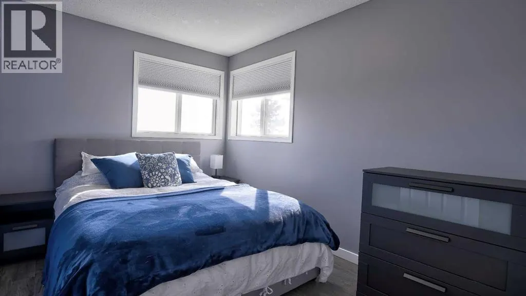 9, 567 Edmonton Trail NE