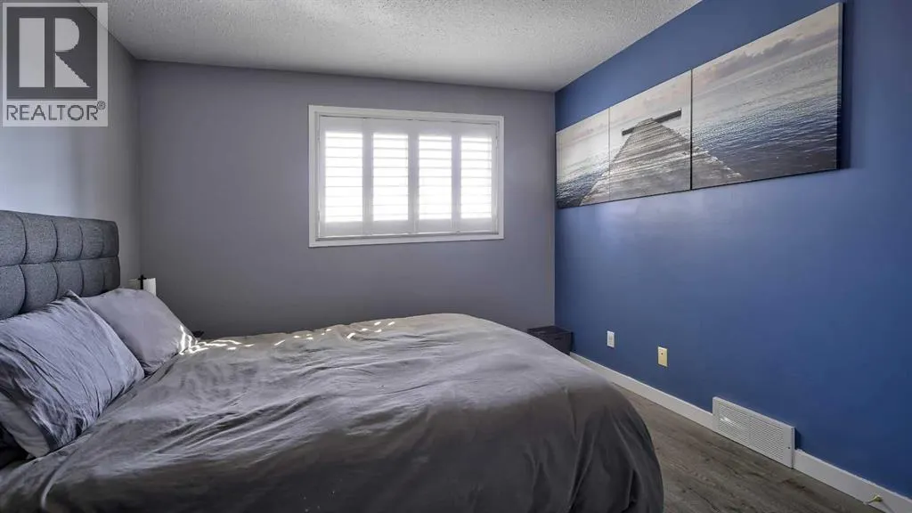 9, 567 Edmonton Trail NE