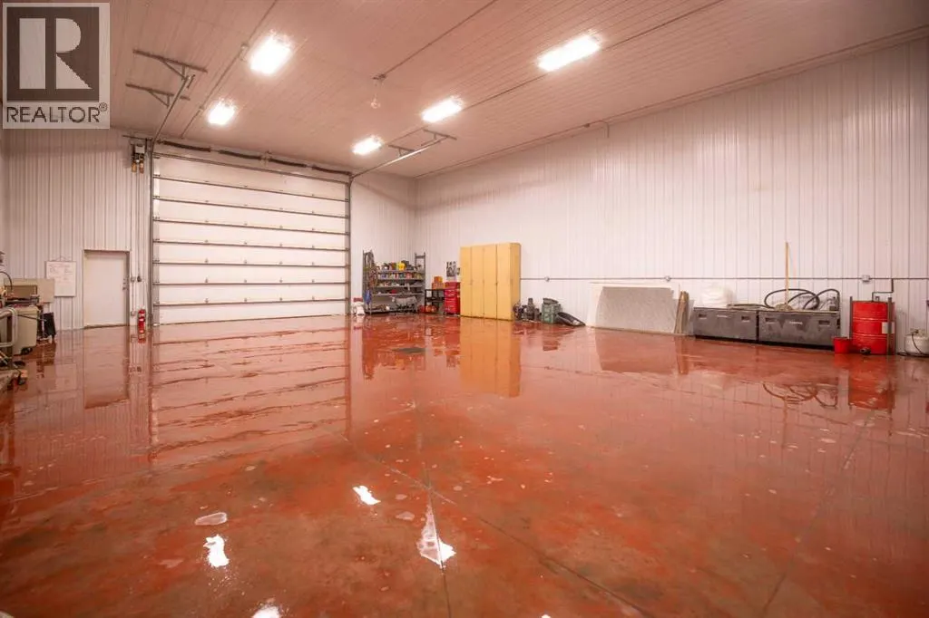3021 Township Road 400