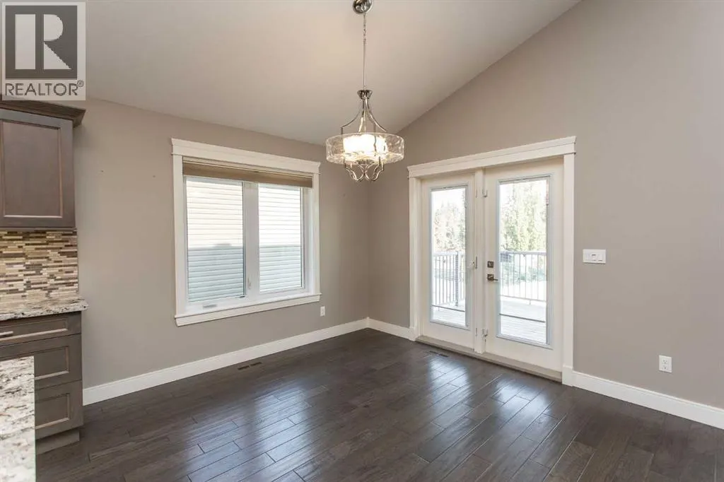 6 Garrison Place