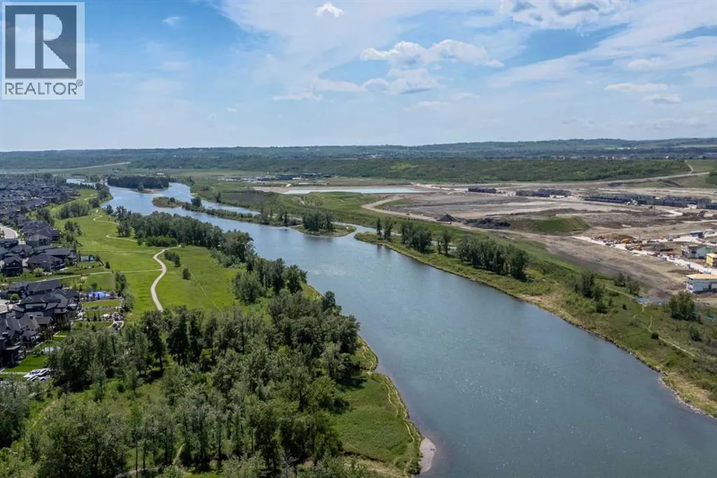 405, 125 Wolf Hollow Crescent SE