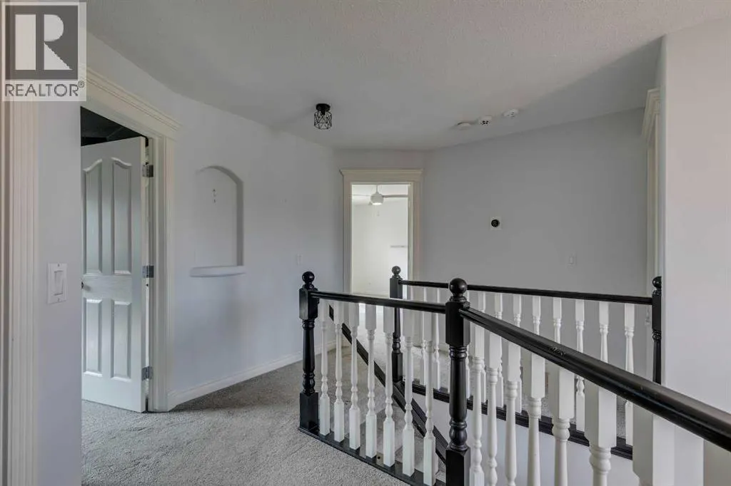 1374 Strathcona Drive SW