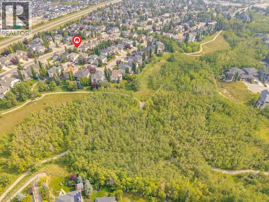 1374 Strathcona Drive SW
