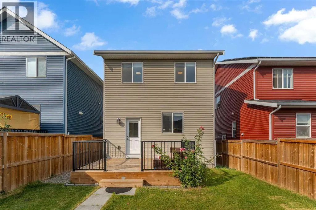 445 South Point Glen SW