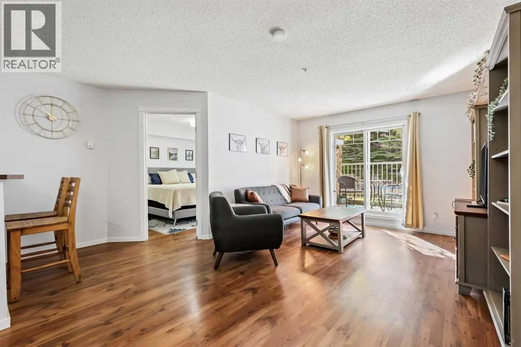 9117, 70 Panamount Drive NW