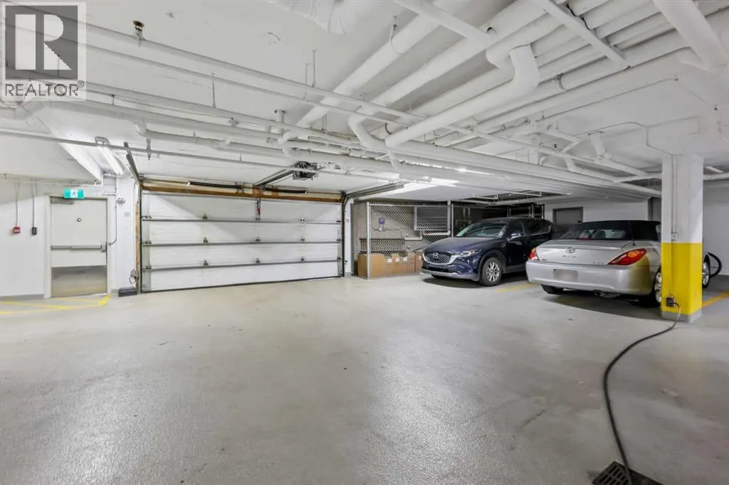 9117, 70 Panamount Drive NW