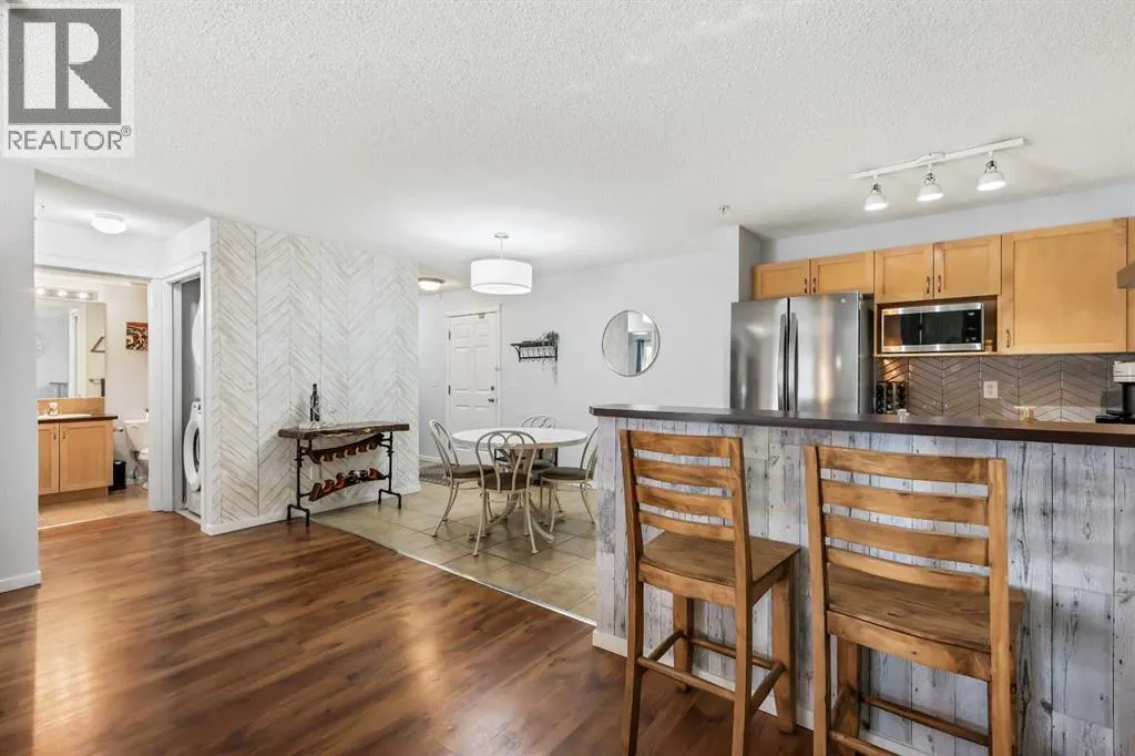 9117, 70 Panamount Drive NW