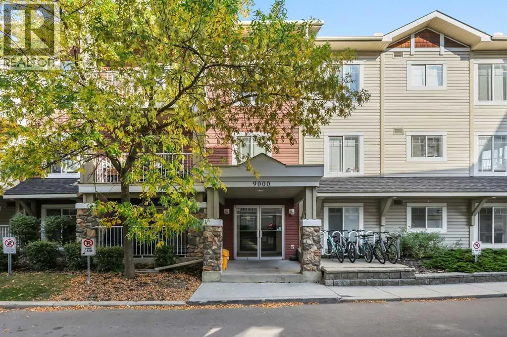 9117, 70 Panamount Drive NW