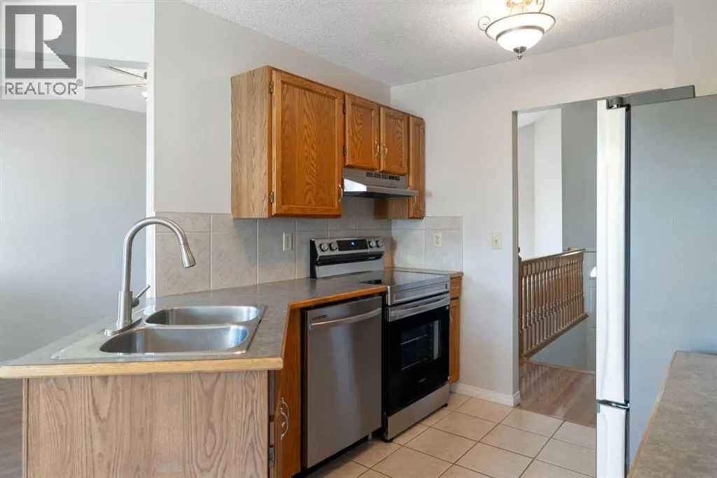 28 Millrise Close SW