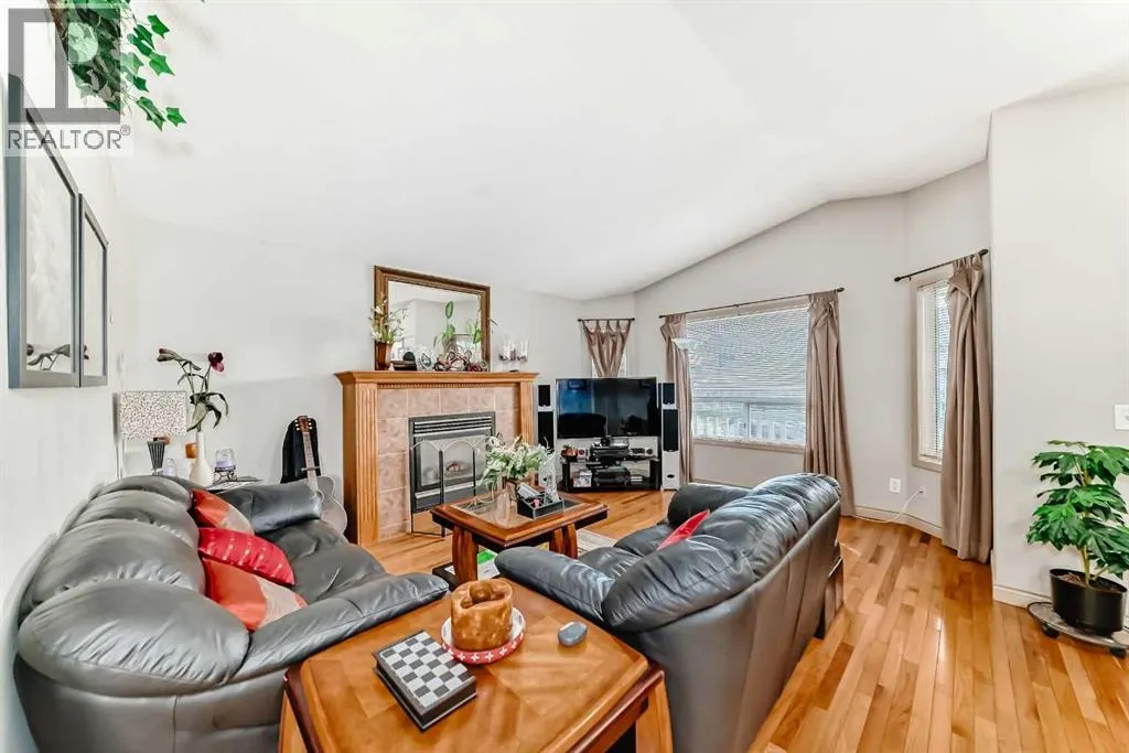 189 Applemead Close SE