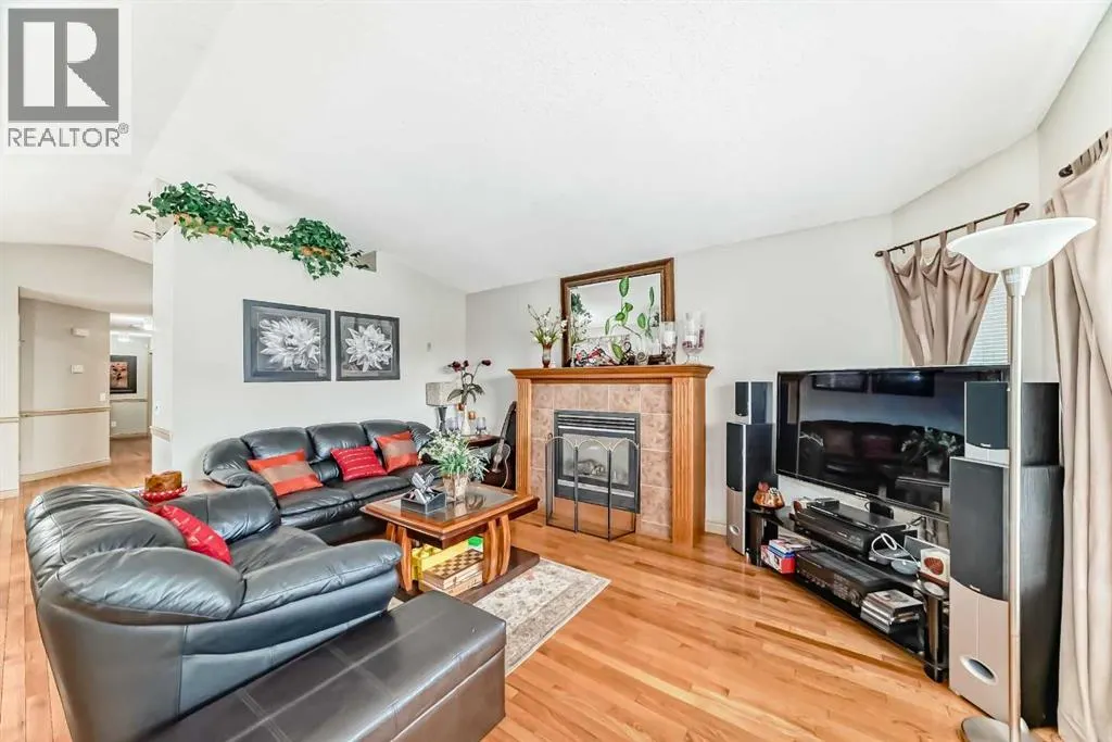 189 Applemead Close SE