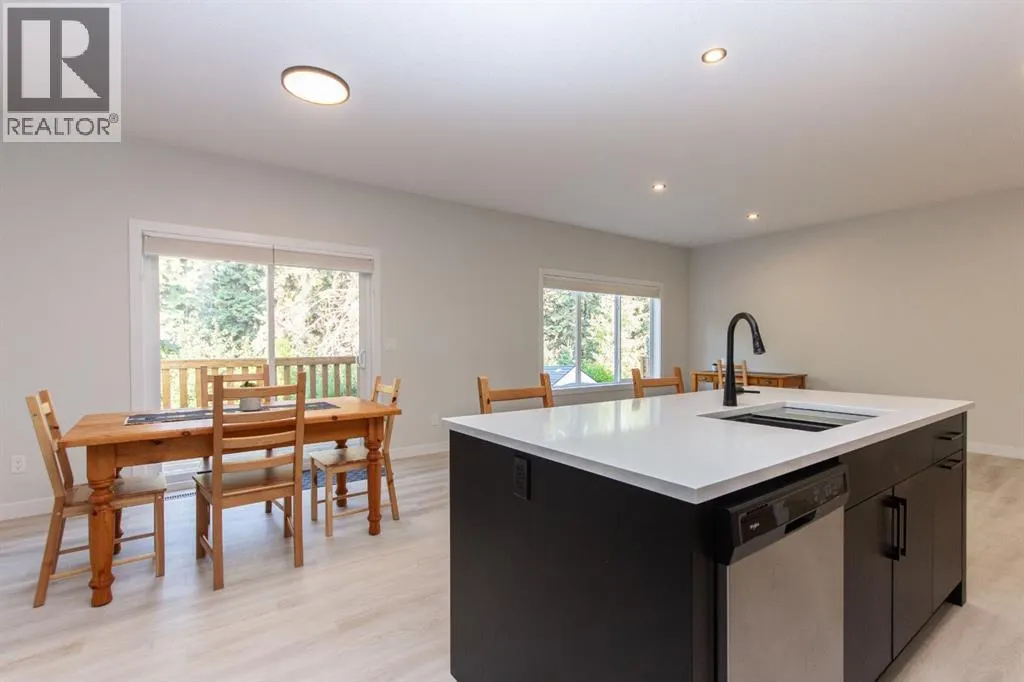 165 Thompson Crescent
