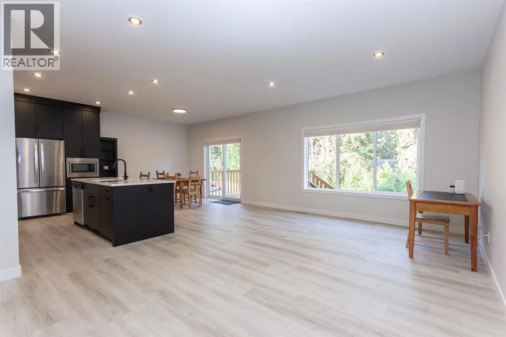 165 Thompson Crescent
