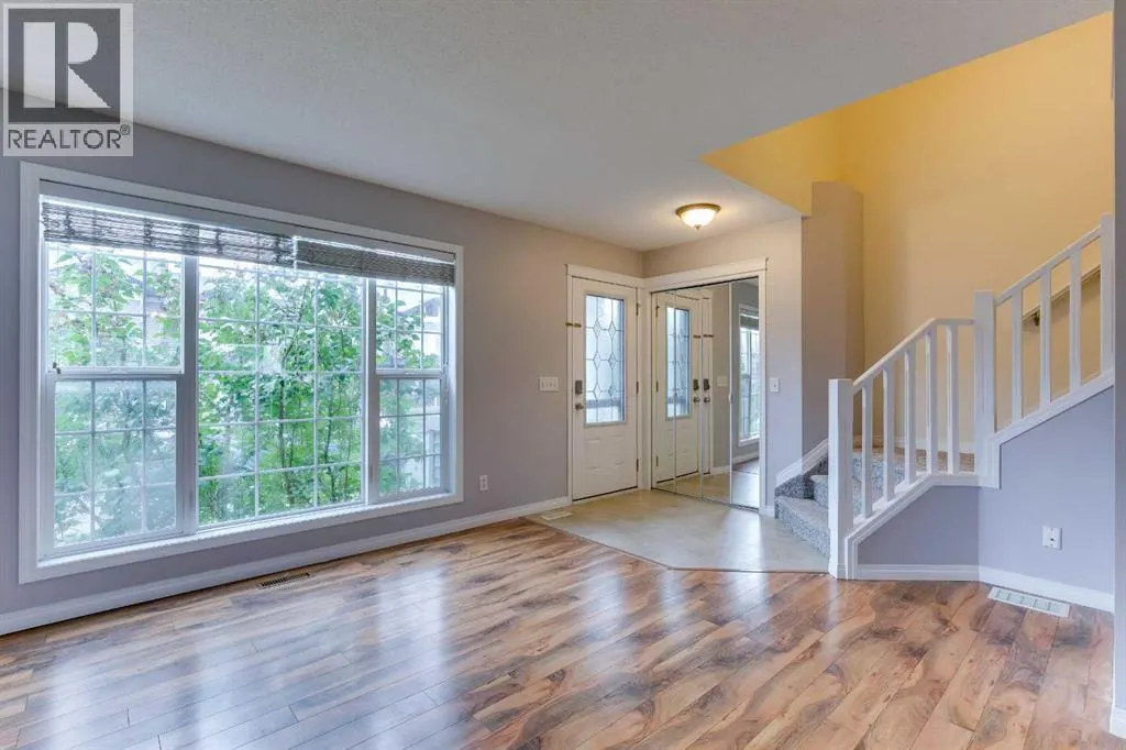124 Prestwick Villas SE