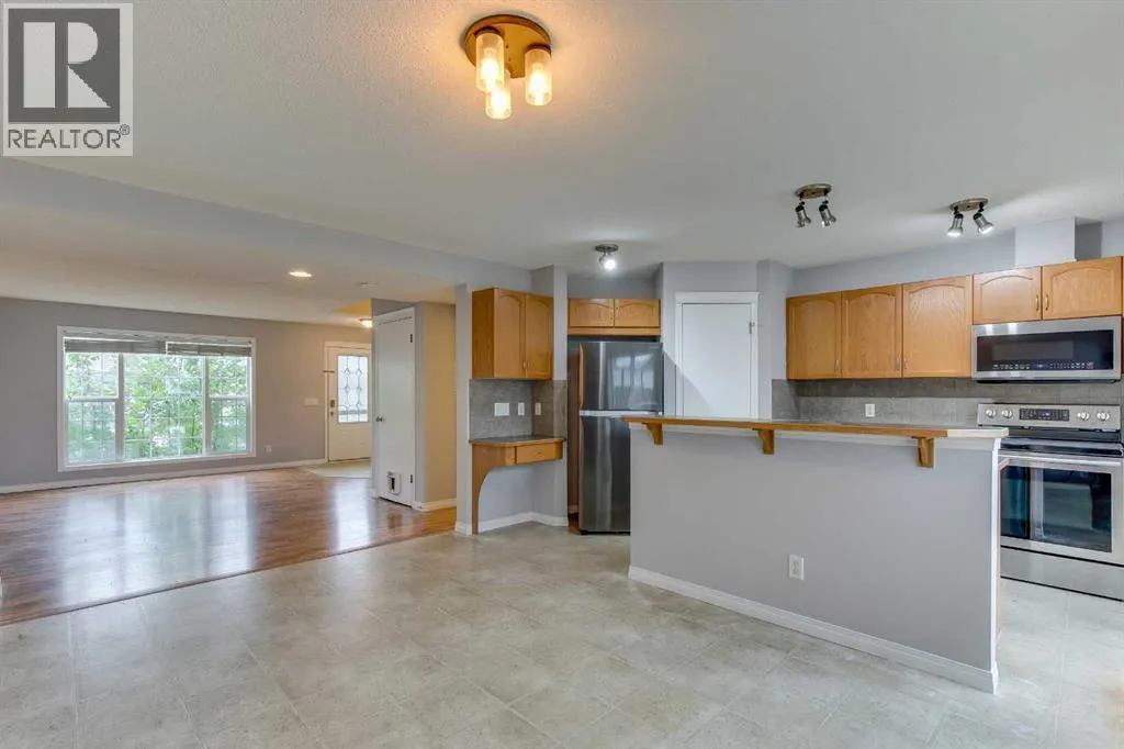 124 Prestwick Villas SE
